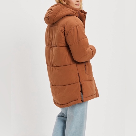 American Eagle Women’s Hooded Puffer Jacket - Size L - Picture 2 of 14